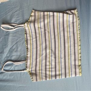 Adjustable straps textured tank top